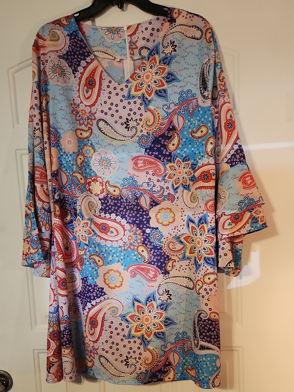 Light Blue Paisley Floral V-Neck Tunic Top
